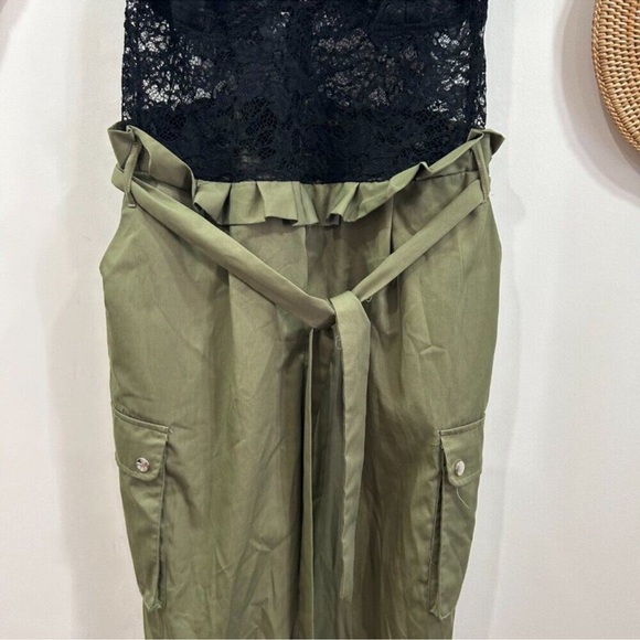 Fashion Nova Black Green Sexy Belted Lace Sheer Cargo Jumpsuit Plus Size 1X - Picture 5 of 8